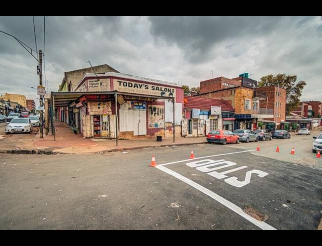 BUSINESS FOR SALE IN BELLEVUE